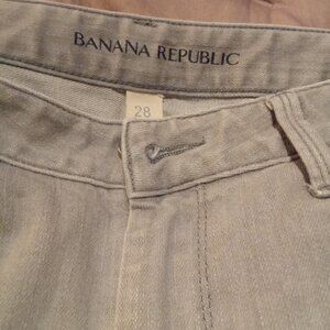 Banana republic light grey denim skinny jeans size 28 great condition